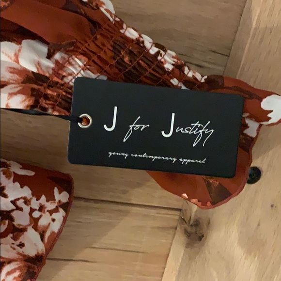 XL Junior, Long Sleeve, Turtle Neck, Flower Design - Picture 2 of 6